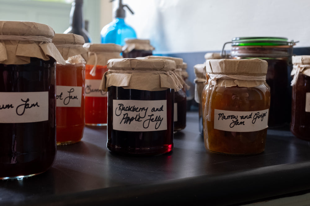 Innovative Design Ideas for Labeling Your Homemade Jam in Glass Jars ...